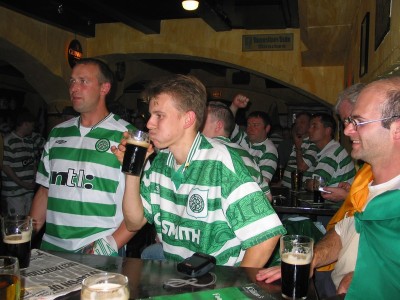  Kilians-Pub am späten Nachmittag ;-)
Schlüsselwörter: Bayern München Celtic Glasgow Kilians Pub