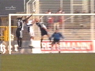  Handspiel im Strafraum ...
Schlüsselwörter: Aalen