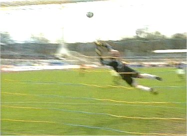  ... unhaltbar ab - 1:1.
Schlüsselwörter: Stuttgart