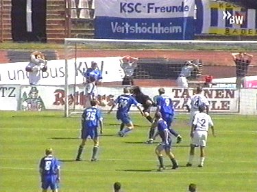  ... und das Tor nicht zählten.
Schlüsselwörter: KSC Karlsruhe
