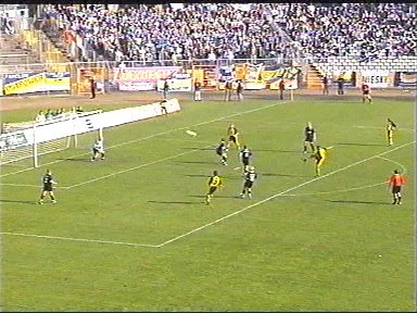  Schusschance für Dynamo - drüber.
Schlüsselwörter: Dresden Dynamo