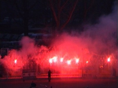 Schlüsselwörter: Fanblock Bengalo