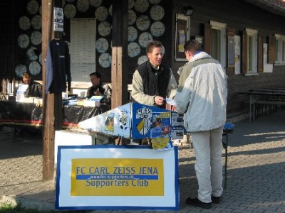  Stand des Supporters Club
Schlüsselwörter: Supporters Club