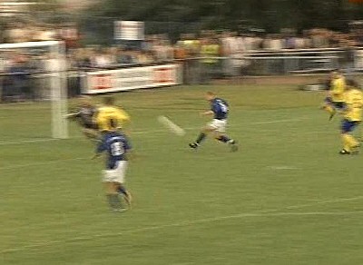 Großchance von Werner - es bleibt beim 1:1
:-(
Schlüsselwörter: Werner