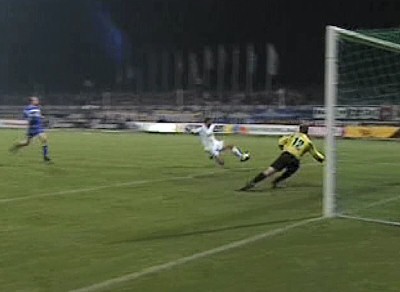  ... Hähnge macht das 2:0.
Schlüsselwörter: Hähnge