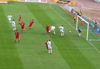 Endres erneut per Kopf - endlich die 2:1 Führung!
