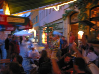 So etwa sahen die Feiernden den Ort des Geschehens ;-)
Schlüsselwörter: Wagnergasse