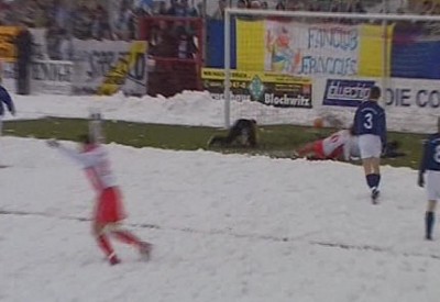 ... und zum 1:0 vollenden.
Schlüsselwörter: Meuselwitz