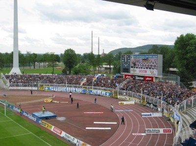Die Südkurve - Endlich wieder von den Fans bevölkert, die dorthin gehören!

