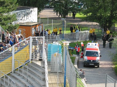 Der erste Braunschweiger kippte schon vor dem Spiel um.
