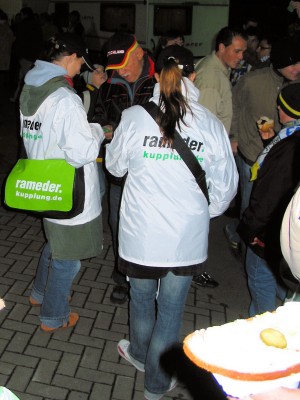 ... unterstützt von rameder. Damen.
