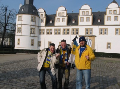 Kommando Auswärtssieg vor Schloß Neuhaus
