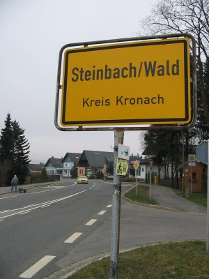 ...Steinbach am Wald.
