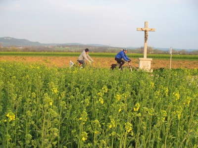 Das unvermeidliche Kreuz an jeder zweiten Ecke
