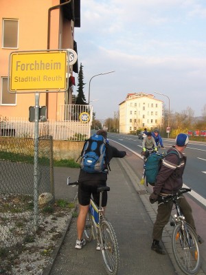Nach 135 km war endlich das Ziel der Königsetappe erreicht: Forchheim

