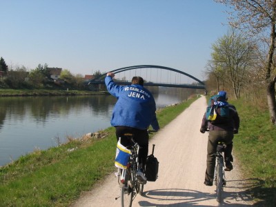 ...entlang des Main-Donau-Kanals...

