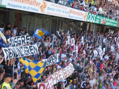 "Ausgrenzen, Denunzieren, Diffamieren - DAS ist Freiburg"! Links die nackte Wahrheit, rechts die Sektierer
