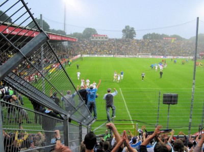 Am Ende 2:2 und hochverdient einen Punkt am Tivoli entführt!
