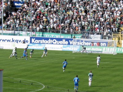 Nach der Großchance in Minute 1 hat Werner wenig später gleich noch eine.
