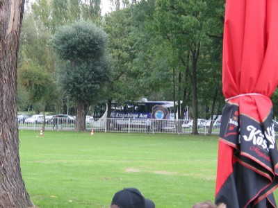 Am Tag danach kam der Auer Mannschaftsbus, doch gespielt wurde gegen die II. des VfB Stuttgart
