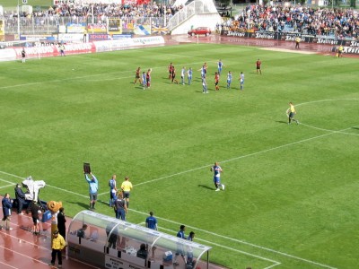 In der Nachspielzeit bekam Smeekes noch seinen Extraapplaus, für ihn kam Eckardt

