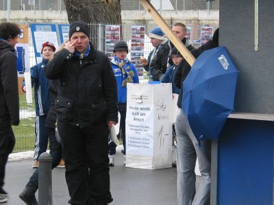 Gegen kalte Hinterteile gab es Hilfsmittel
