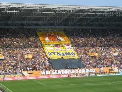 Choreo über Geldverschwendung
