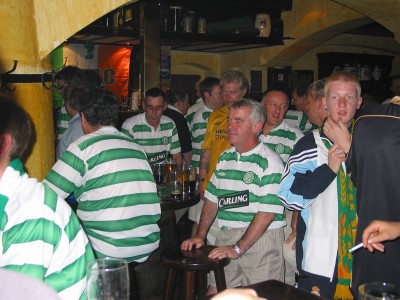 Schlüsselwörter: Bayern München Celtic Glasgow Kilians Pub