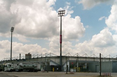 Die Arena von außen …
