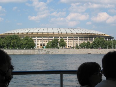 Schon zu Beginn unserer Russland-Reise wurde das Olympiastadion Luschniki erspäht und für einen Besuch vorgemerkt.
